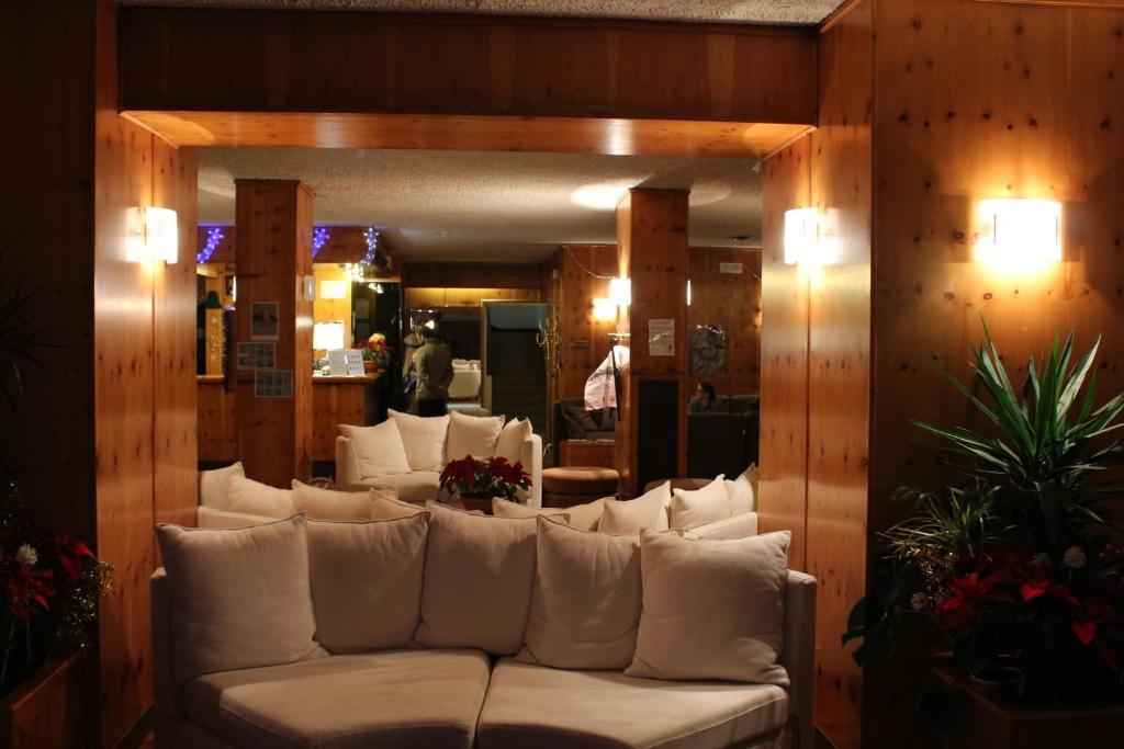 Hotel Nazionale Bormio Exterior foto